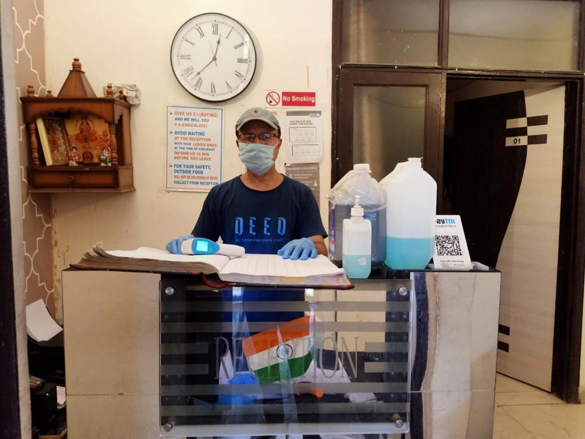 Oyo Triage Home Stay Noida Extérieur photo