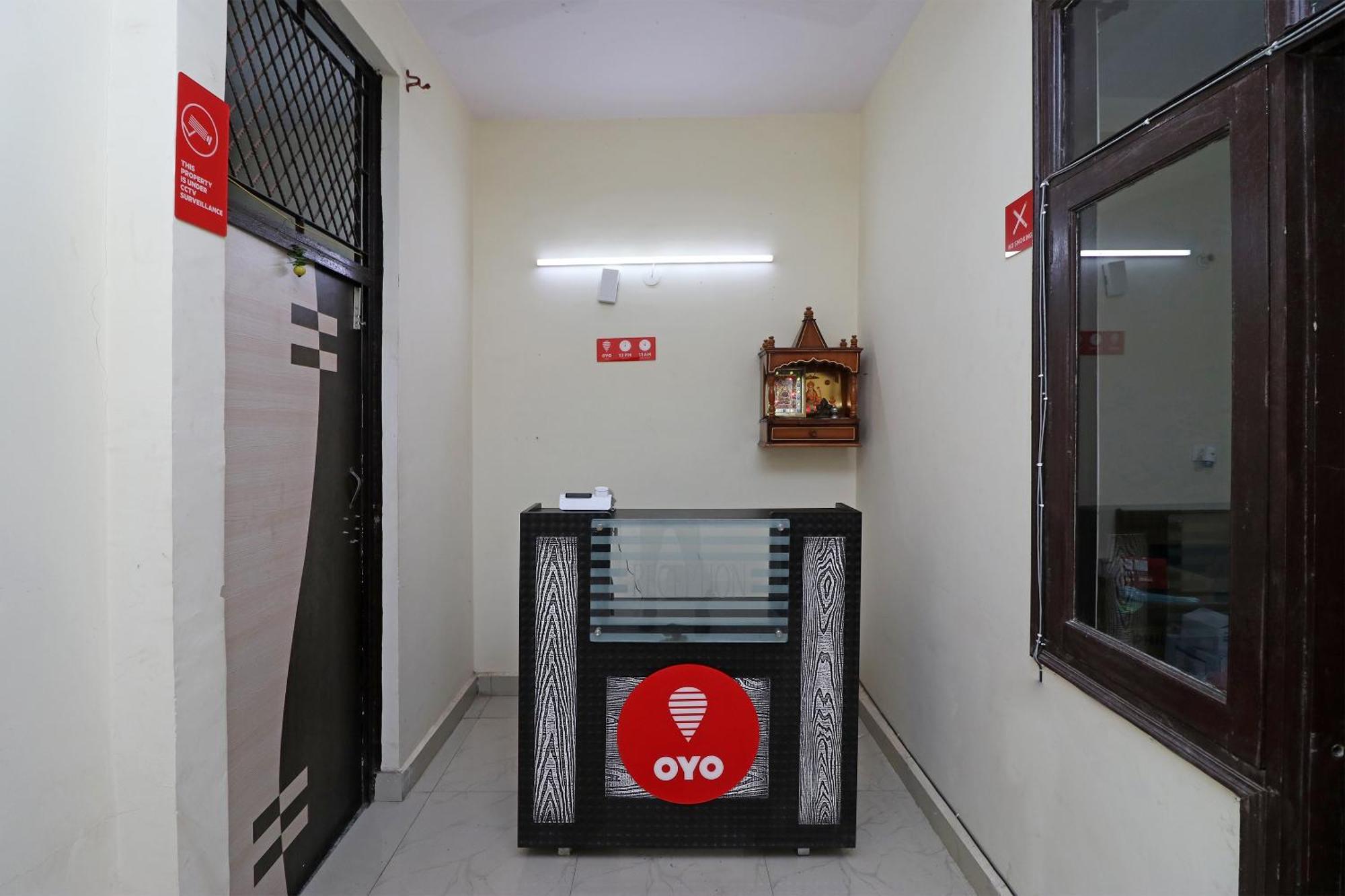 Oyo Triage Home Stay Noida Extérieur photo
