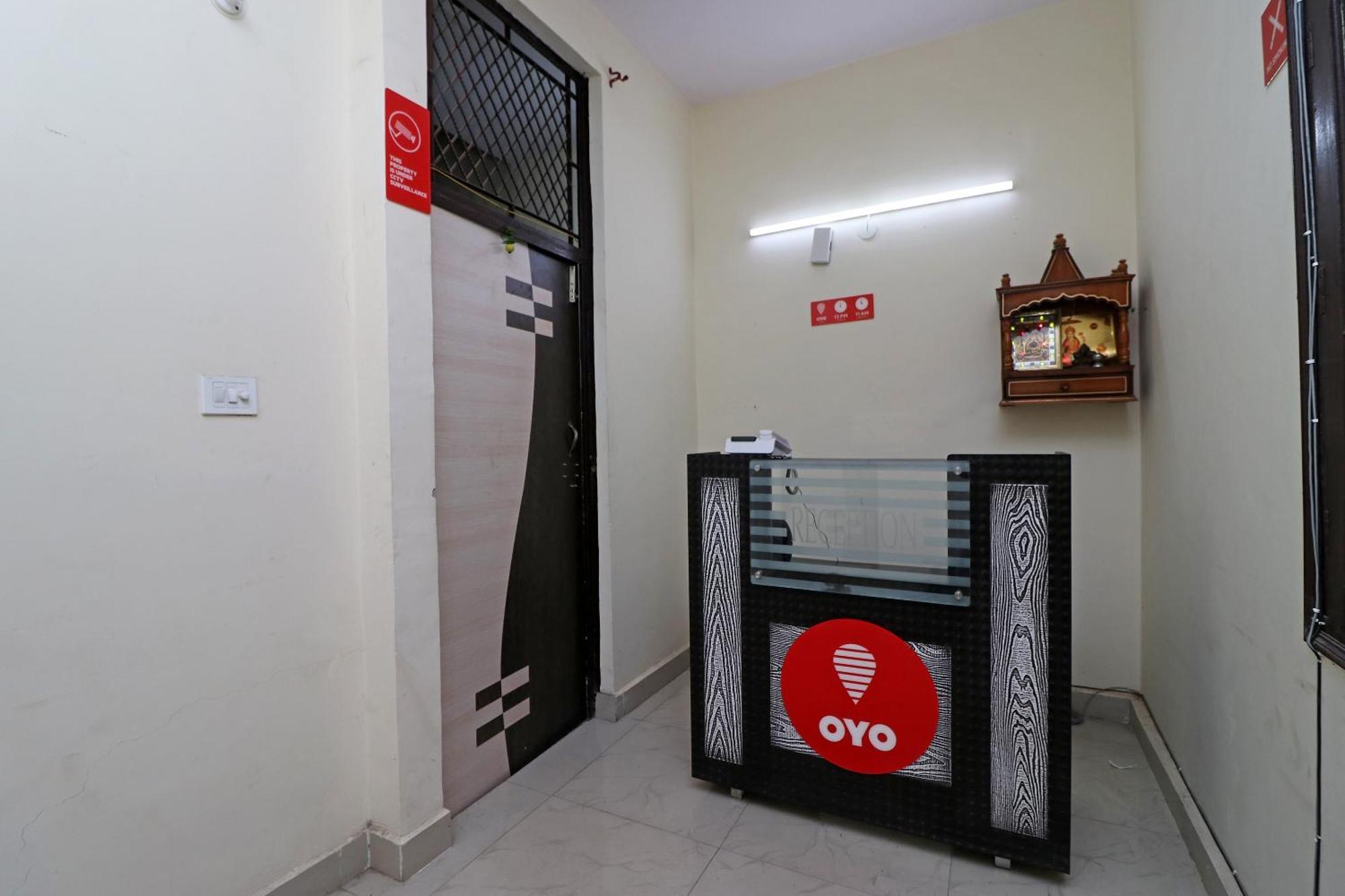 Oyo Triage Home Stay Noida Extérieur photo